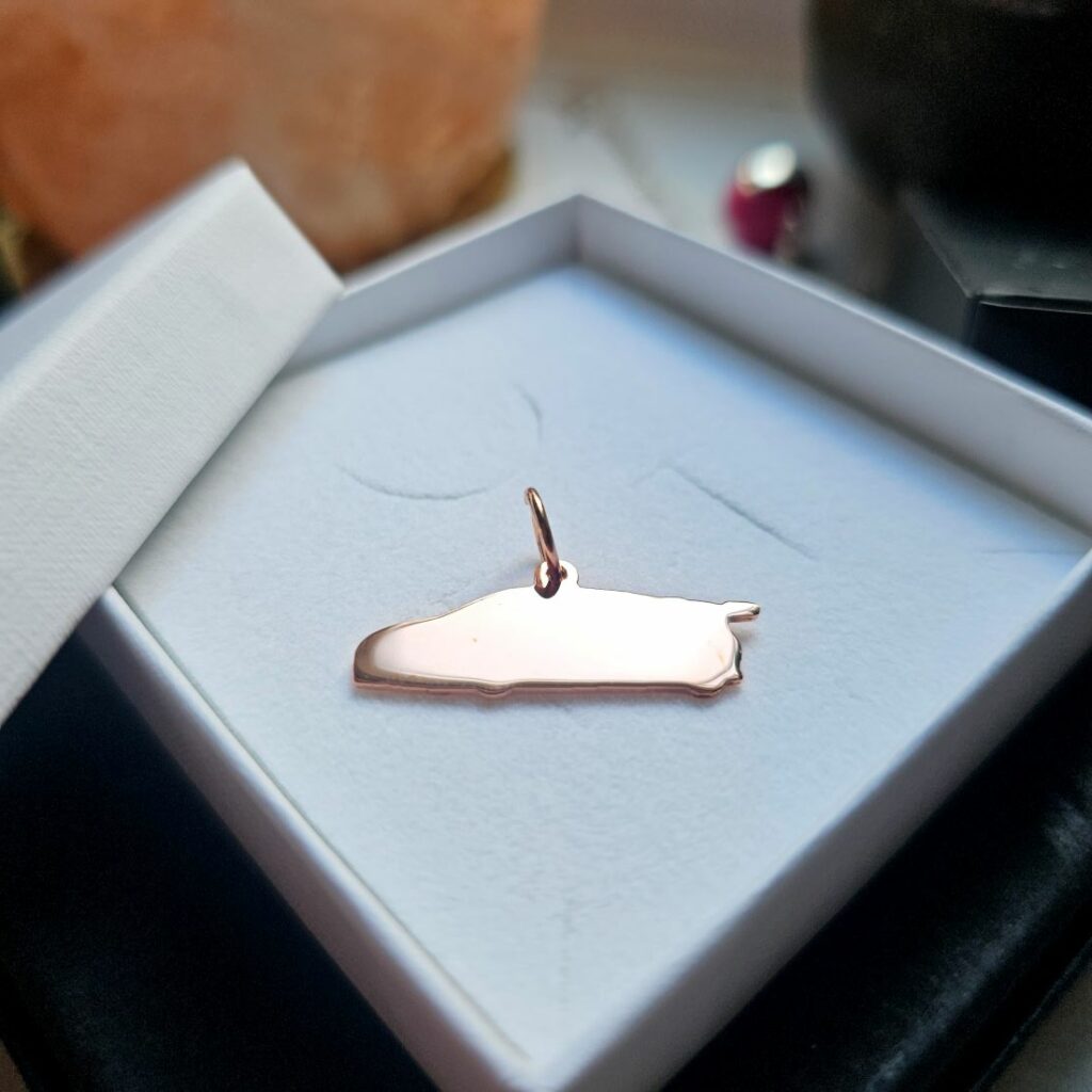 Ford Mustang Pendant - No Chain