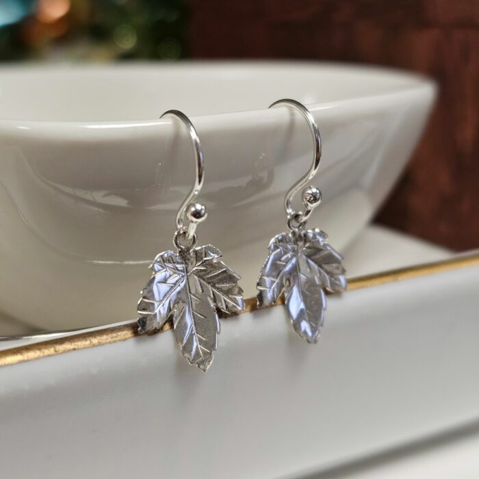 Beautiful Sterling Silver Maple Leaf Drop Earrings