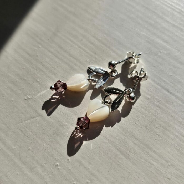 Springtime Blooms 18 - Sterling Silver Leaves Earrings With Mother of Pearl Dinky Hearts - Image 3