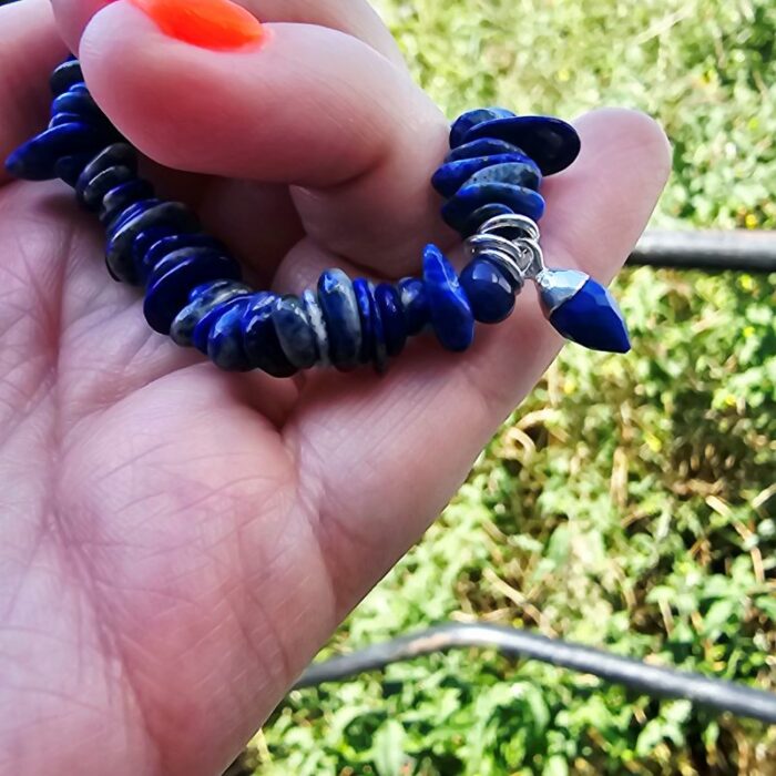 'The Treasure of Gods' Lapis Lazuli Stretchy Gemstone Bracelet - One Size - Image 2