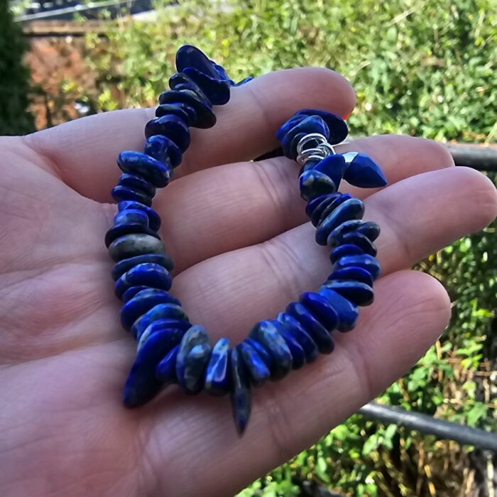 'The Treasure of Gods' Lapis Lazuli Stretchy Gemstone Bracelet - One Size - Image 6