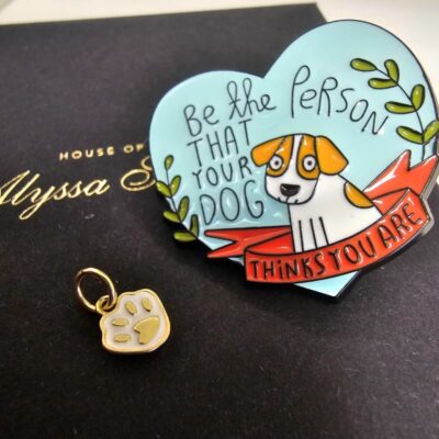 Funny Friday Puppy Love Golden Paw Set