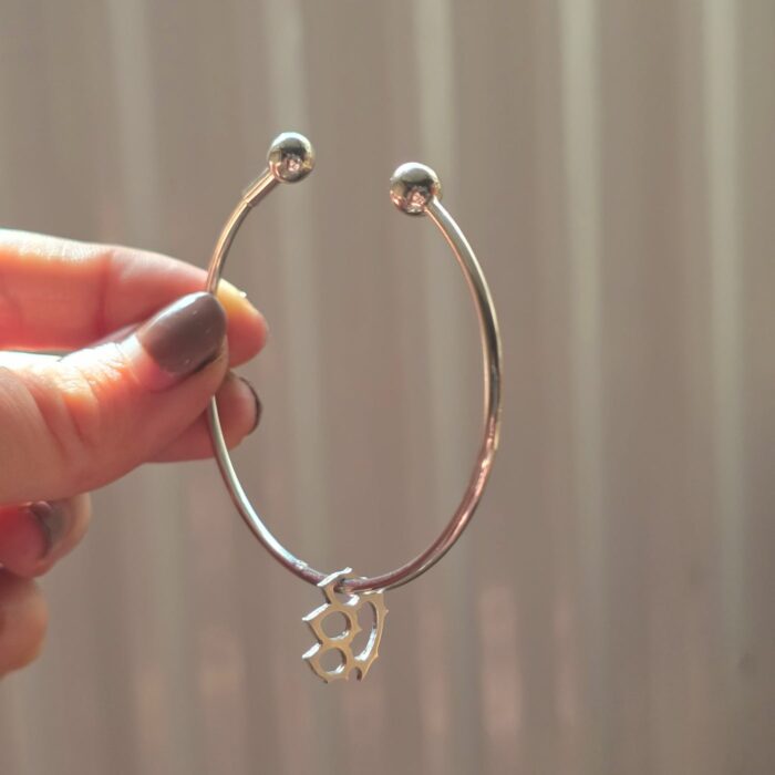 Addam's Family Heirloom Knuckle Dusters Charm - Image 4