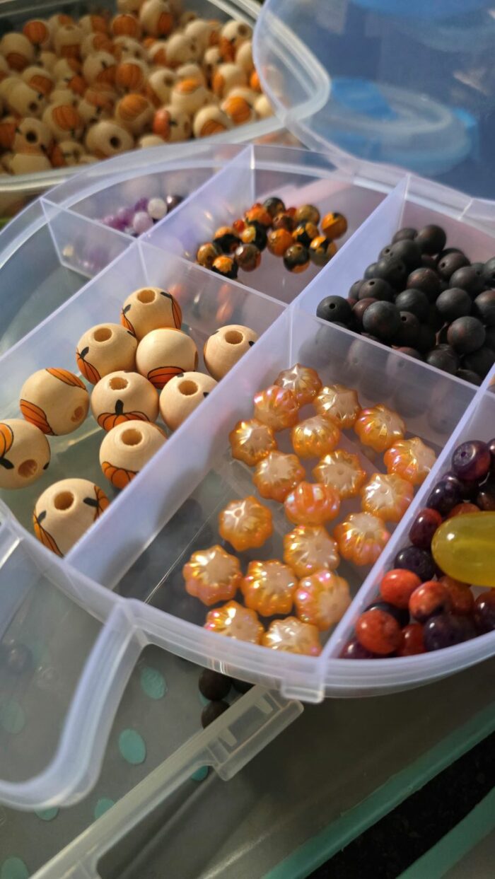 Creative Genius Pumpkin Jewellery Making Box- Limited Edition - Image 5