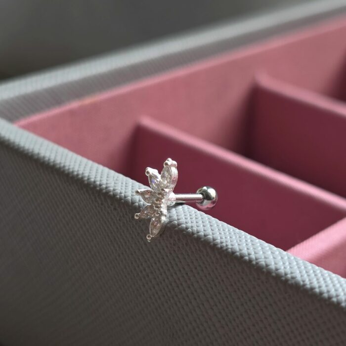 Gatsby Helix and Tragus Stud in Sterling Silver - Image 3