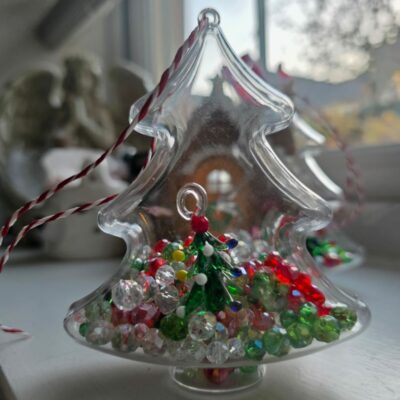 Subscriber Special Christmas Tree Jewellery Making Kit