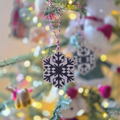 Handmade Wooden Motorsports Chequered Snowflake Decoration