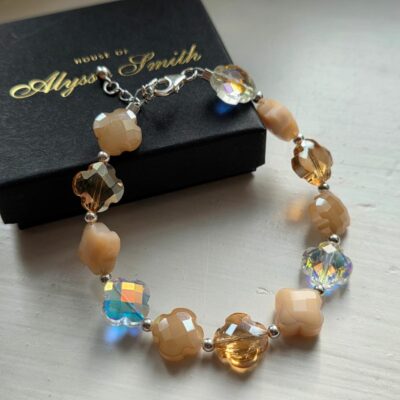 Sparkling Clover Bracelet – Champagne Blush Limited Edition