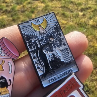 Addams Family Lovers Pin Badge