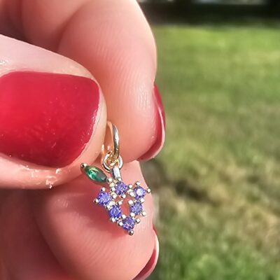 Sparkling Grape Pendant - No Chain