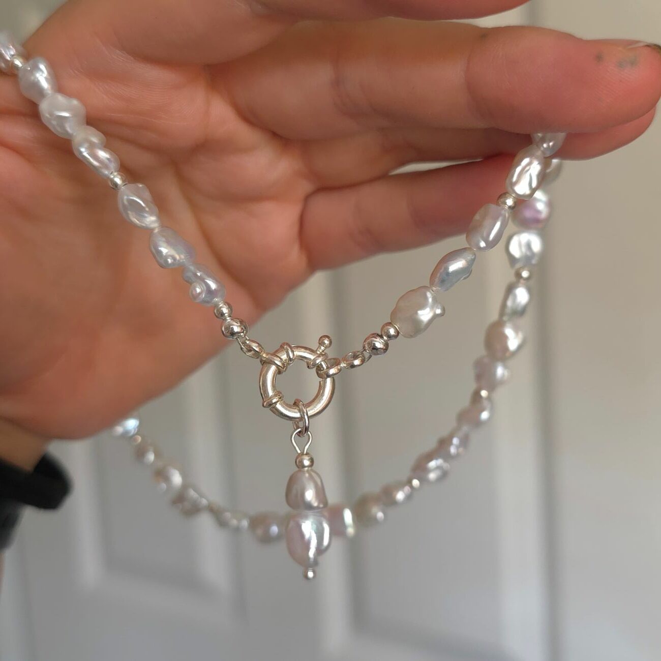 Hamilton Podium Organic Keshi Freshwater Pearl Statement Necklace in Sterling Silver - Image 4