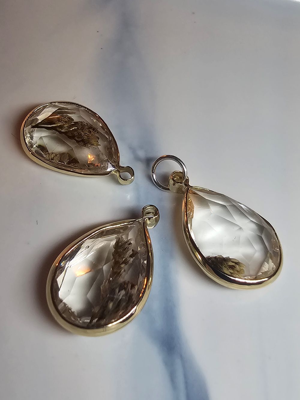 Hidden Cove Fern Resin Pendant - Image 3