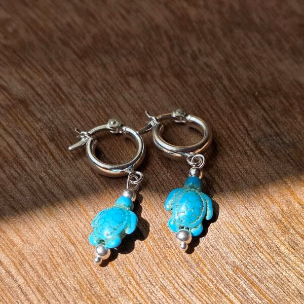 Ocean Wanderer Howlite Turquoise Sea Turtle Huggie Hoops in Sterling Silver - Image 2