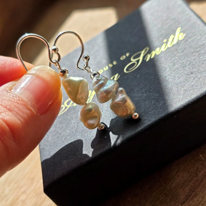 Hamilton Podium Organic Keshi Freshwater Pearl Drop Earrings in Sterling Silver - Image 3