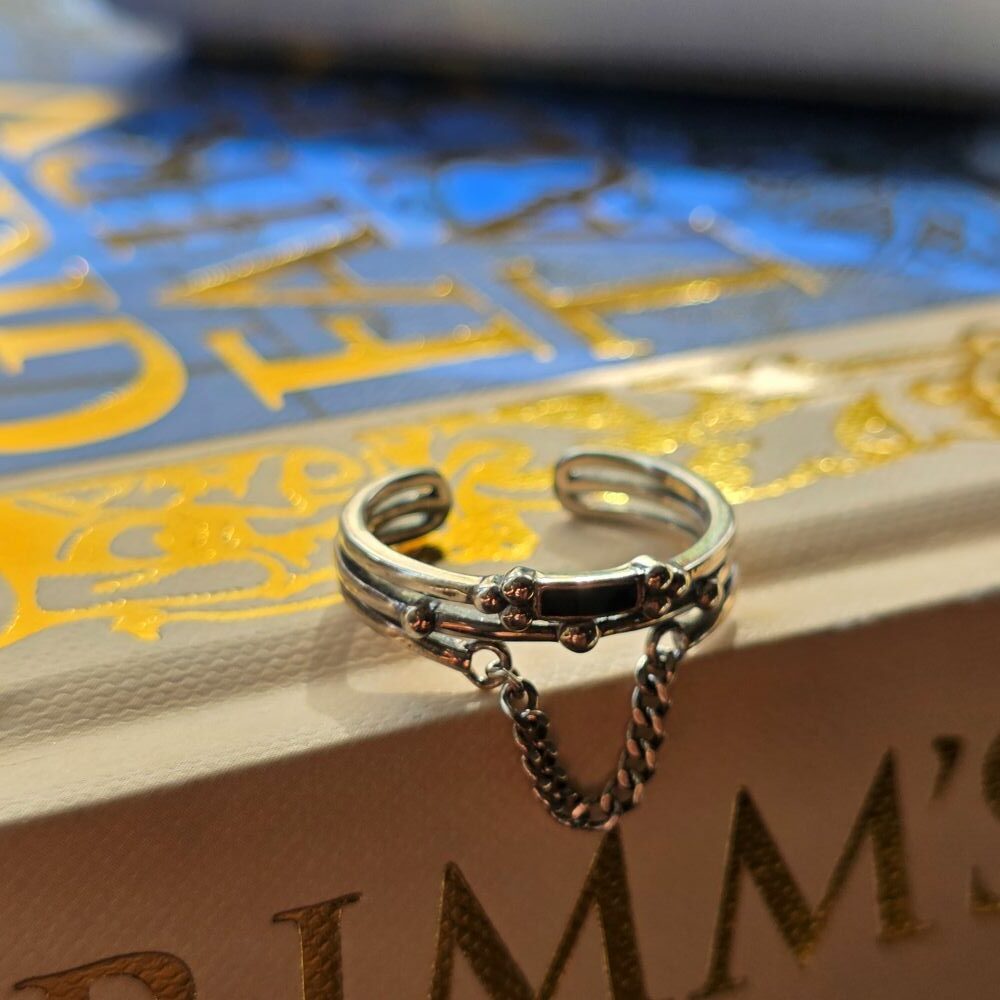 Gothic Promise Chain Mail Adjustable Open Ring in Sterling Silver - Image 2