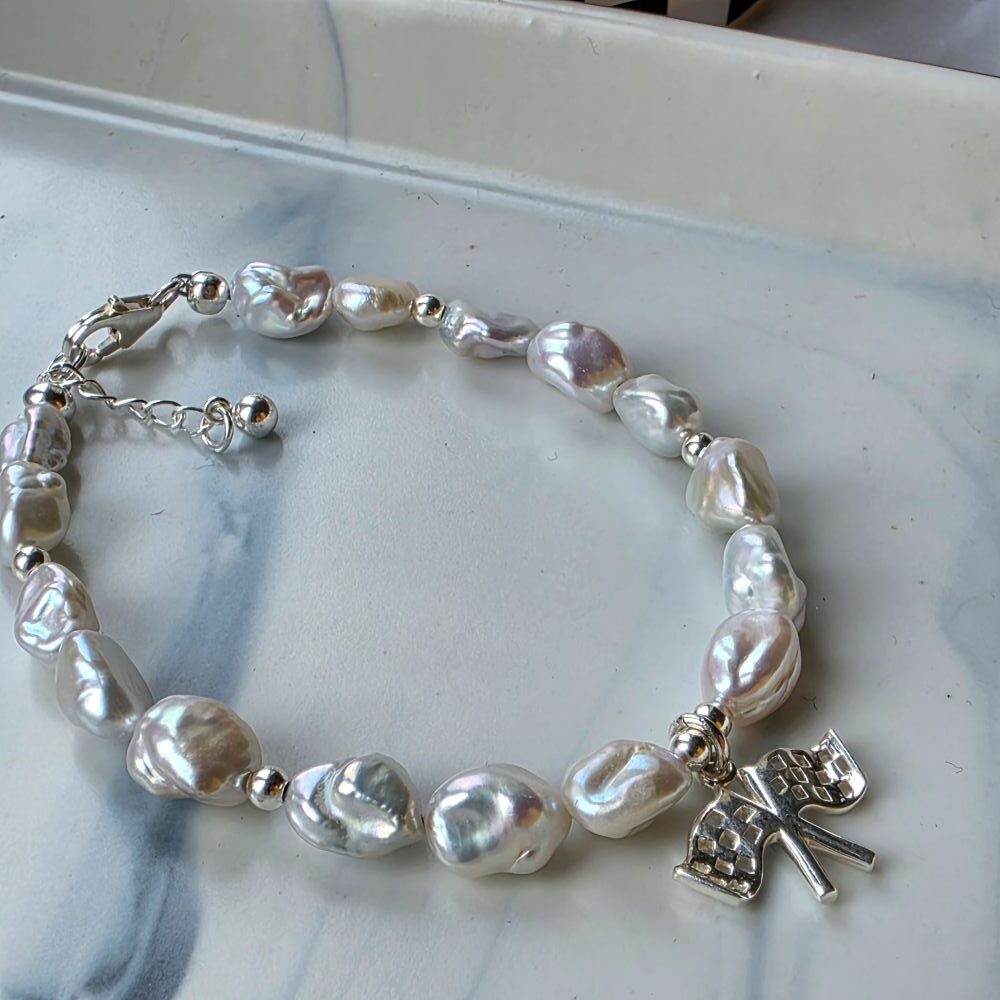 Hamilton Podium Organic Keshi Freshwater Pearl Double Flag Bracelet in Sterling Silver - Image 4