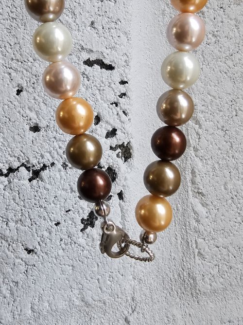 Pumpkin Spiced Paddock Pearl Necklace in Sterling Silver - Image 7